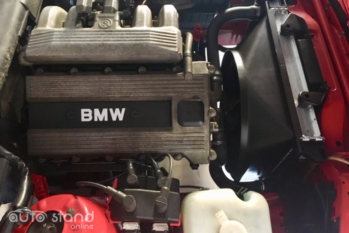 BMW 318 iS E30 1990