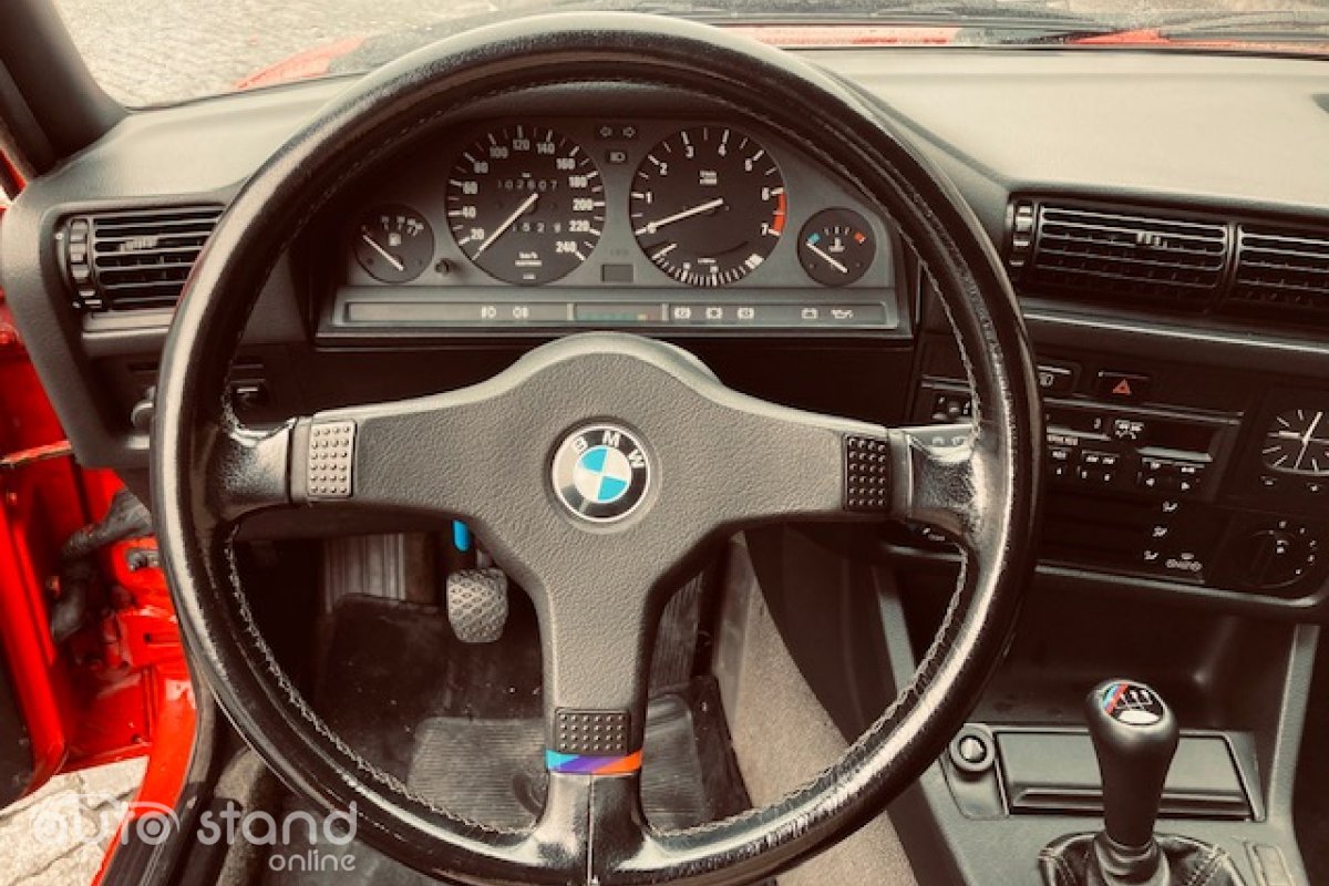 BMW 318 iS E30 1990