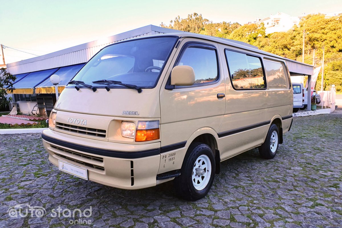 Toyota Hiace Combi 2.4 D LH102L