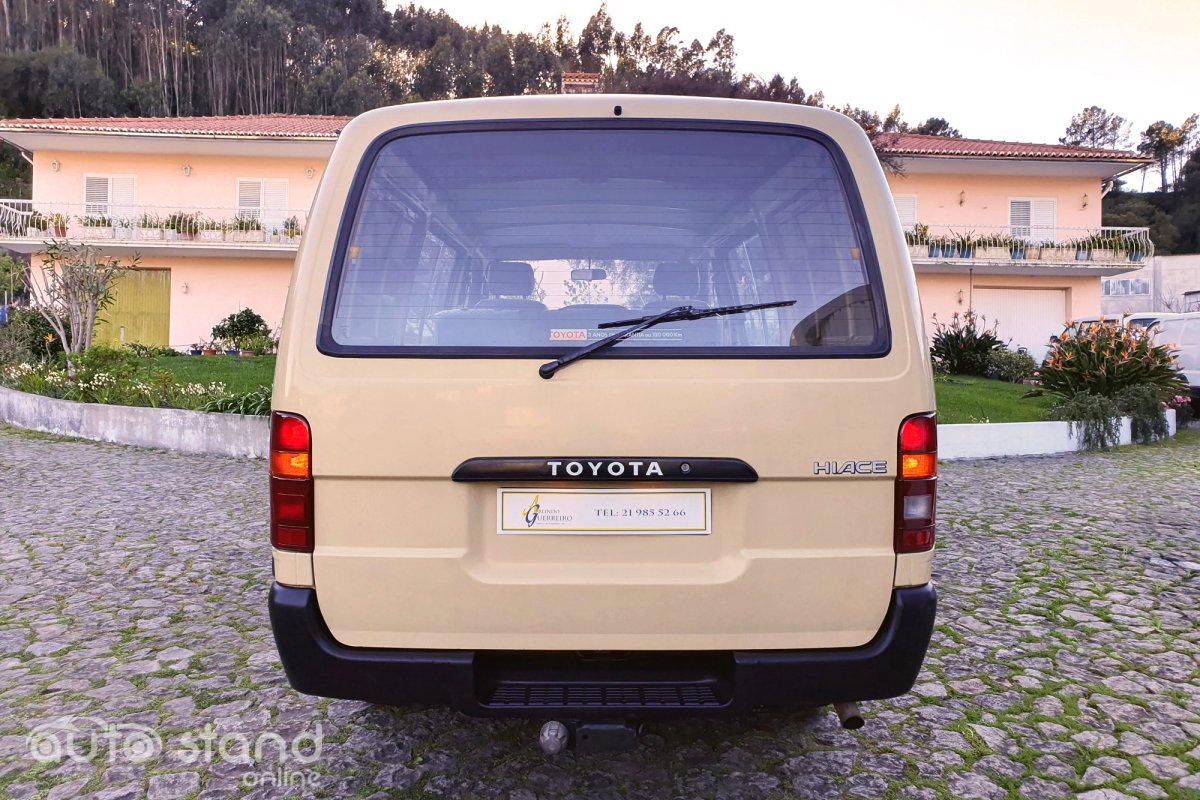 Toyota Hiace Combi 2.4 D LH102L