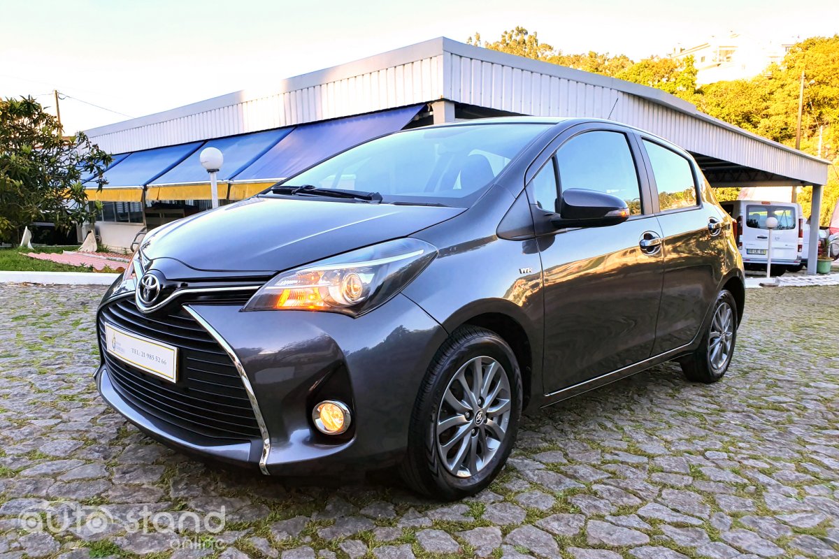 Toyota Yaris 1.0 VVT-i Comfort Pack Style Pack Techno Navi