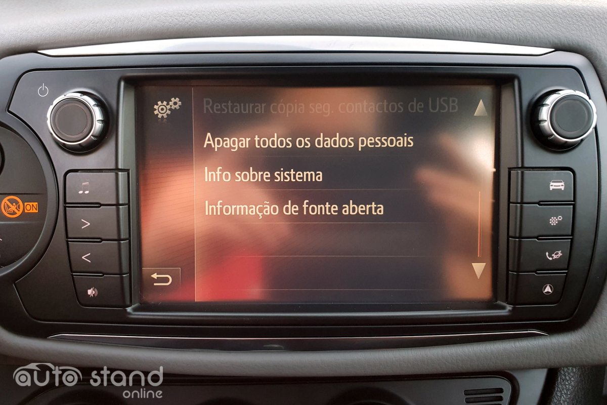 Toyota Yaris 1.0 VVT-i Comfort Pack Style Pack Techno Navi