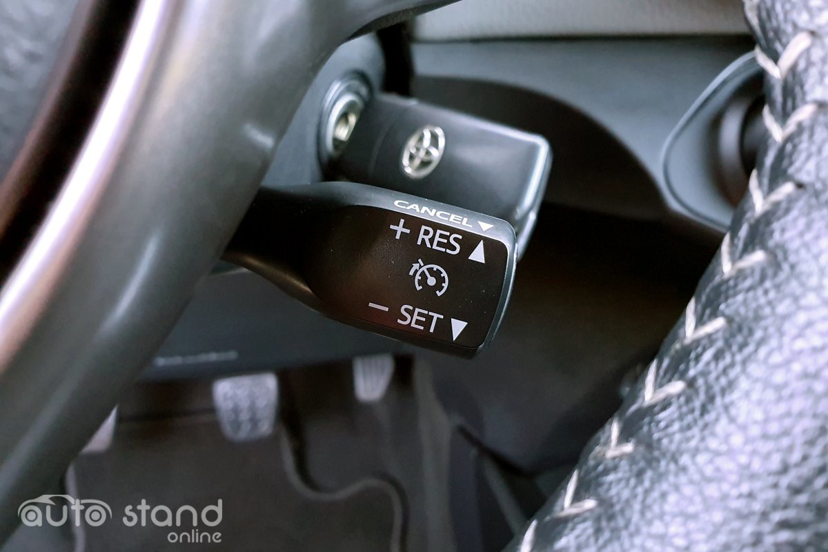 Toyota Yaris 1.0 VVT-i Comfort Pack Style Pack Techno Navi