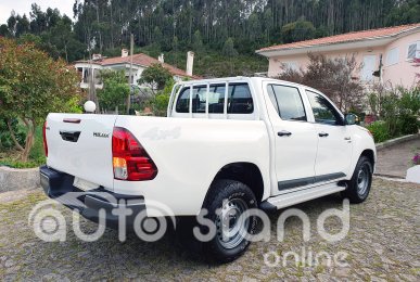 Toyota Hilux 2.4 D-4D 4WD CD CM