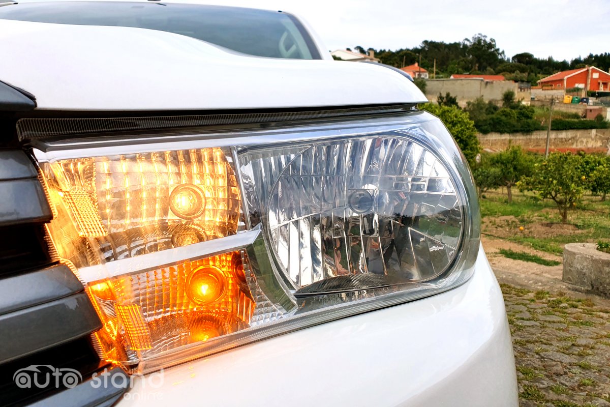 Toyota Hilux 2.4 D-4D 4WD CD CM