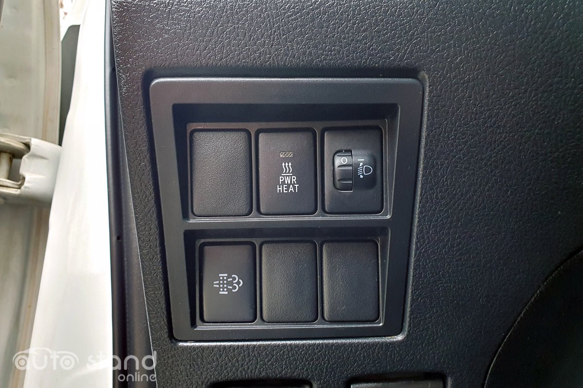 Toyota Hilux 2.4 D-4D 4WD CD CM