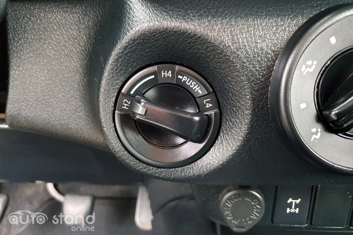 Toyota Hilux 2.4 D-4D 4WD CD CM