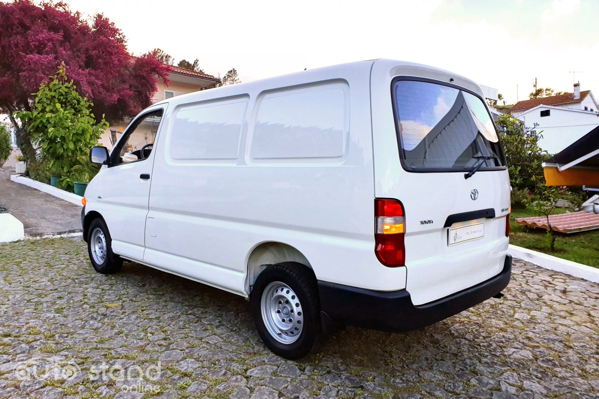 Toyota Hiace 2.5 D-4D Curto 2.8T
