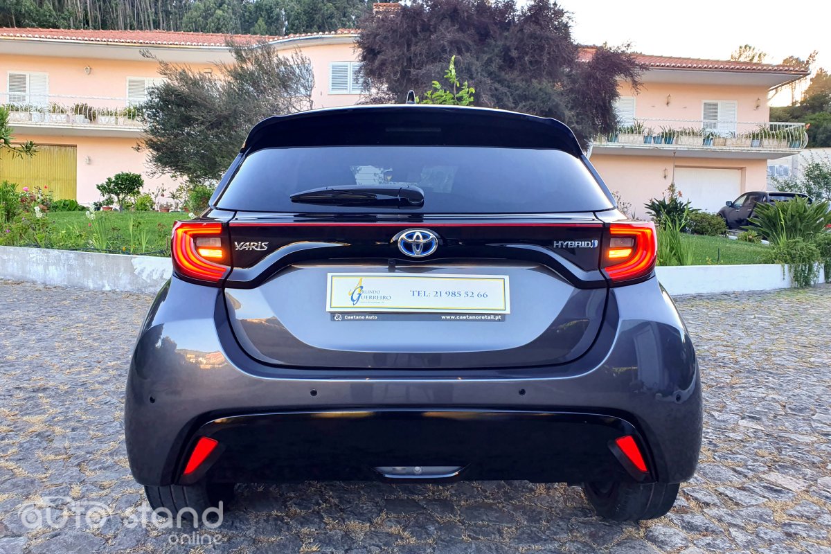 Toyota Yaris 1.5 VVT-i Hybrid Dynamic Force Luxury