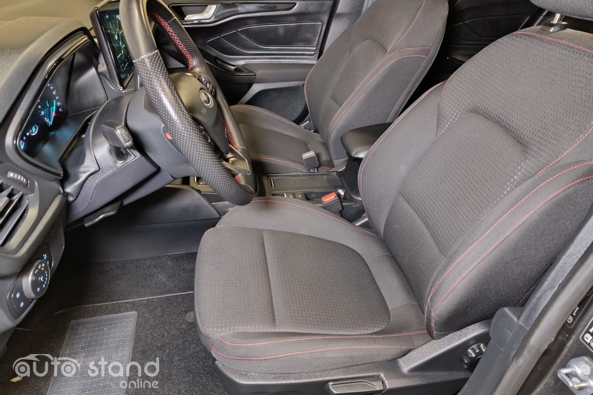 Ford Focus SW 1.0 EcoBoost ST-Line