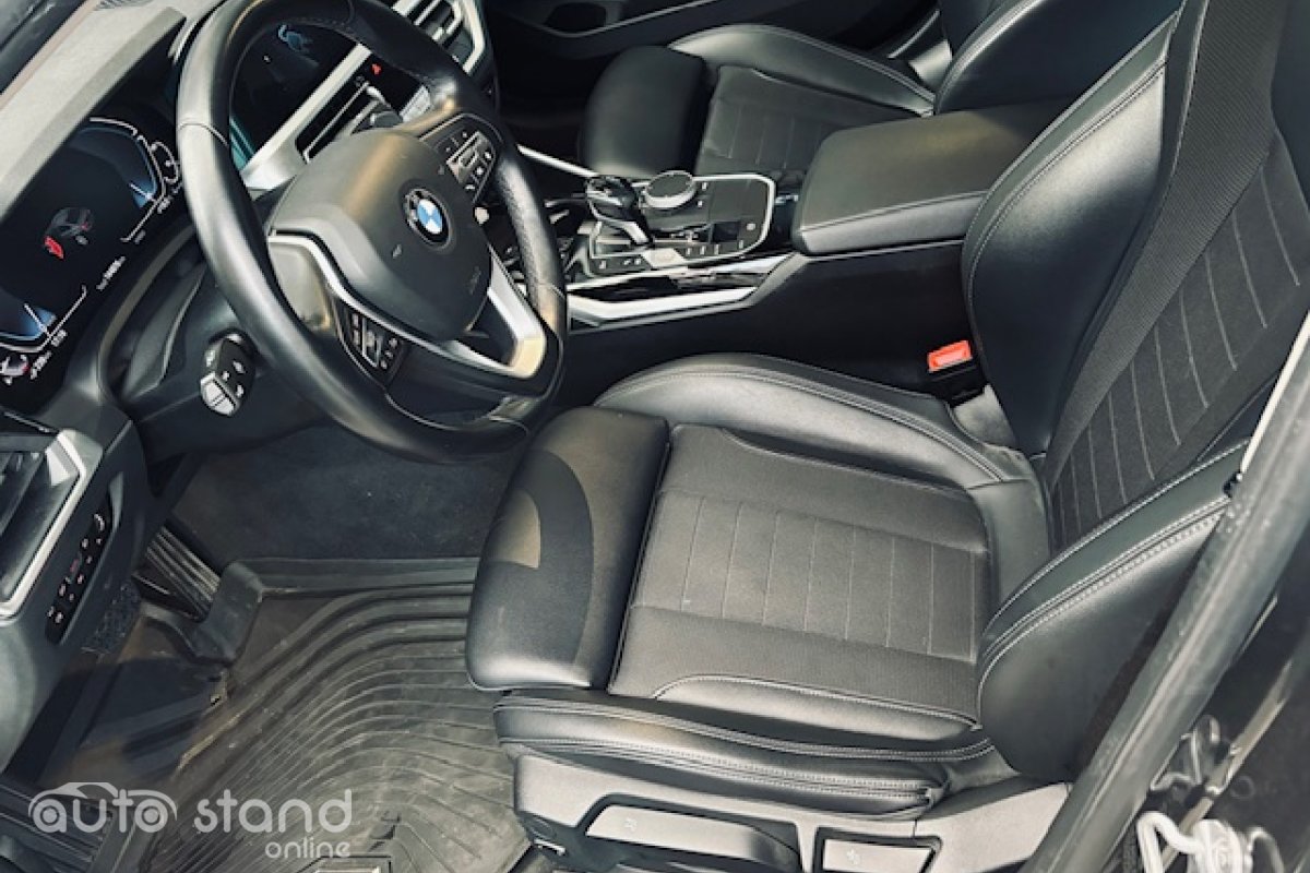 BMW 330 e