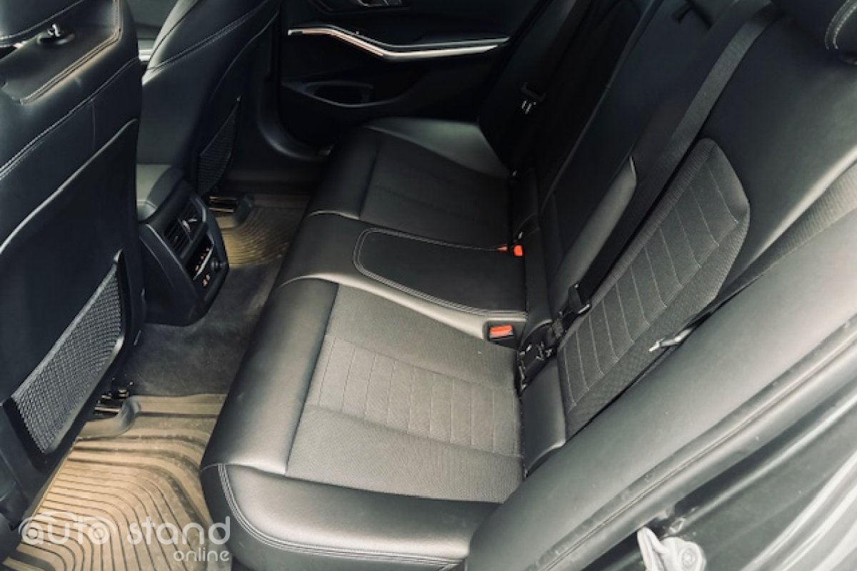 BMW 330 e