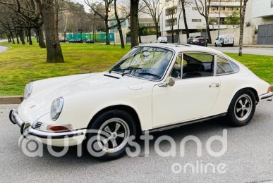 Porsche 911 E 2.2